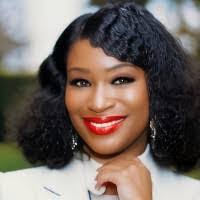 Ramona Turner's Instagram, Twitter & Facebook