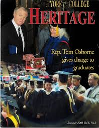 b Qi Th .,. , <, I ,