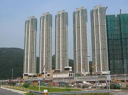 康城站（粵拼 英文： lohas park station ）係港鐵 將軍澳綫 二期嘅終點站，喺政府將軍澳第86規劃區嘅地面。 車站服務香港 新界 西貢區 百勝角南部一帶，即係現時嘅港鐵將軍澳車廠附近，喺2009年7月26號啟用。. é¦–éƒ½the Capitol æ—¥å‡ºåº·åŸŽç¬¬1 æœŸ ç¬¬1 6 åº§ è§£ç¢¼ åº·åŸŽç‰©æ¥­