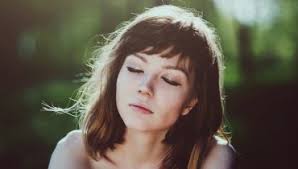 Rubber band hairstyles seems to be trending these days they are appropriate on any age hair type a in 2020 4c natural hair natural hair styles natural hair tutorials. 15 Cute Easy Rubber Band Hairstyles 2021 Trends