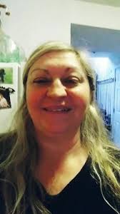 Remove stains from Formica countertops.#cleaninghack #stainremoval  #householdtips