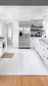 America S 1 Online Cabinet Company Fully Assembled Shipped Free Get Started Today Video Design My Kitchen Kitchen Layout Kitchen Backsplash Designs