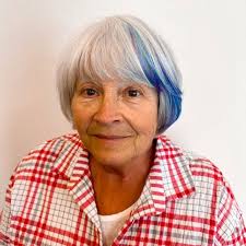 틀렸어!!!! 타겟과 코스트코는 별개 회사입니다. 타겟은 타겟 코퍼레이션의 소유이며, 코스트코는 코스트코 도매 코퍼레이션의 소유이다.  그들은 회사 관계가 없다.