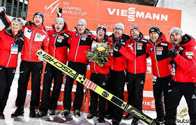 Alle ergebnisse der weltmeisterschaftswettkämpfe gibt's hier auf einen blick. Skisprung Weltcup In Lahti Kraft Vor Geiger