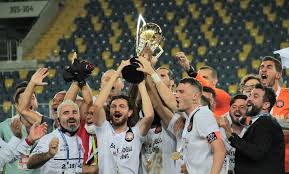 Kaleciye hızlı ol diyen hakem ilk defa gördüm. Adana Demirspor Super Lig E Cikti Mi Bursaspor Ve Akhisarspor Super Lig E Cikmak Icin Basvuru Yapti Yeni Safak
