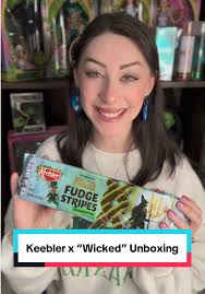 Keebler x Wicked Unboxing Experience