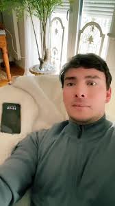 Robert (@robert.tischer)