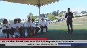 Tidak ada seorang pun yang datang kepada bapa, kalau tidak melalui aku. Khotbah Pemakaman Abu Alm Pdt Bigman Sirait Di Jakarta Youtube