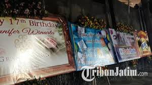 Selamat hari lahir ke 11 izzah. Ulang Tahun Ke 17 Jennifer Winarta Penuh Gemerlap Banyak Papan Ucapan Selamat Ulang Tahun Tribun Jatim