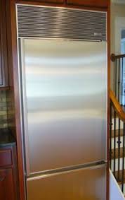 Either you are dealing with excessive compressor run or there is a cooling issue. Http Www Beverlyhillssubzero Com Used Sub Zero Refrigerator Freezer Appliances For Sale Used Refrigerator Sale Modern Kitchen Appliances Freezer Appliances