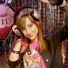 At 4 years old, allisyn snyder was discovered by her manager, lynne marks, in a local acting class. Allisyn Ashley Arm Aashley Arm Twitter