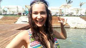 Join facebook to connect with gülsim i̇lhan ali and others you may know. Gonul Dagi Nin Dilek I Set Oncesi Kurtlarini Doktu Gulsum Ali Oyle Bir Koptu Ki Onu Hic Boyle Gormediniz Internet Manset