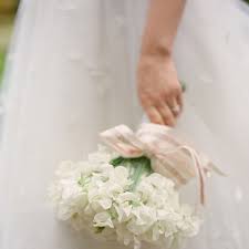 Order a sweet pea bouquet from flourish. 8 Ways To Use Sweet Peas At Your Wedding