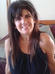 Angela Keck's Instagram, Twitter & Facebook