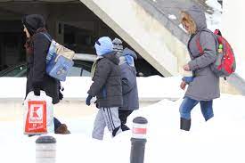 Home » evenimente » se închid școlile! Scolile Se Inchid Din Cauza Gripei Cand Se Vor Intoarce Copiii La ScoalÄƒ Sorina Pintea Suspendand Cursurile Nu InseamnÄƒ CÄƒ Mergem La Mall Sau In Alte Locuri Aglomerate