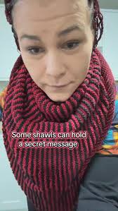 I love history of world war II as much as I love knitting and crocheting 😜  finished this shawl last night. I'm pretty happy with it. It's called  'Skull Illusionsstricken' from lenzula