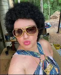 Sharon Stull's Instagram, Twitter & Facebook