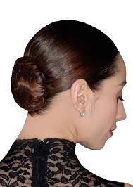 Short hair is so playful that there are a bunch of cool ways you can style it. Hairdo How To Gaynor Minden