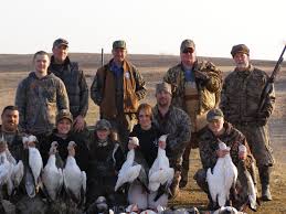 Planning That Next Big Missouri Snow Goose Hunting Trip Look No Farther Than Http Www Showmesnowgeese Com Snow Goose Hunting Goose Hunting Snow Goose