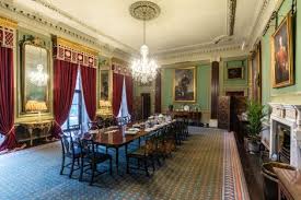 The castle dining room along with the drawing room the formal castle dining room was a real centerpiece of irish castle living in the 1800's. State Dining Room Hillsborough Castle And Gardens Historic Royal Palaces
