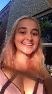 Efni — Stúdentablaðið