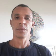 Another beautiful Beaumont Cabinets & Millwork kitchen, I love a pop of  colour!