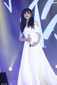 He made his acting debut in the chinese television drama the dream of red. Zheng Shuang Celebrates Bday In Meteor Shower Outfit Hotpot Tv Watch Chinese Taiwanese And Hk Tv Shows For Free