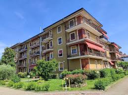 Vendita Appartamento San Colombano al Lambro. Bilocale in via O.  Steffenini. Buono stato, secondo piano, posto auto, con balcone,  riscaldamento centralizzato, rif. 121234368