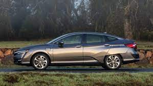 Years 2021 2020 2019 2018. Review Honda Clarity Plug In Hybrid A Plug In Without The Compromise Fuels Fix