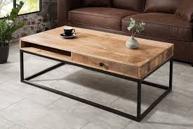Wohnung Wohnzimmer Bild Von Kevin Zaremba In 2020 Couchtisch Holz Couchtisch Massivholz Couchtisch Truhe