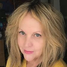 Top Tips For Female Shop Owners To Navigate The Industry