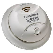 4 alert plus smoke and carbon monoxide alarm combo detector. First Alert Battery Powered Volt Smoke Detector Bloomer Hardware
