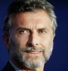 Argentina's beleaguered president mauricio macri was supposed to have a good weekend, with at. Apu V Twitter Presidente Argentino Mauricio Macri Pasado Por El Filtro Faceapp Para Agregarle Barba Y Primera Dama Juliana Awada Los Lindos Triunfamos Https T Co Hmjmeakm5s