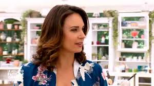 Touche pas à mon poste! The Jacket Bombers Of Julia Vignali In The Best Pastry Chef Of The Tuesday 6 March 2018 Spotern