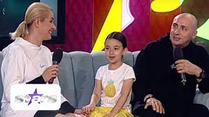 V letech 2008 až 2014 byl senátorem za obvod č. Marcel Pavel ApariÈ›ie RarÄƒ Cu SoÈ›ia È™i Copiii Fiul Artistului IÈ™i LanseazÄƒ Prima ColecÈ›ie De Haine Youtube