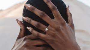 Check spelling or type a new query. Verlobungsringe So Finden Sie Das Perfekte Modell Vogue Germany