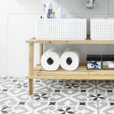 Lembram Dos Cestos Organizadores Que Comprei Recentemente Dois Deles Vieram Parar No Banheiro Organizacao Toilet Paper Toilet Paper Holder Paper Holder