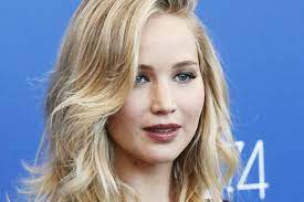 If you want to be my friend all it usually takes is a bag of potato chips. Jennifer Lawrence Was Macht Die Oscarpreistragerin Heute Gala De