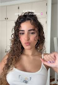 este grwm foi mais uma sessão de terapia haha😀 MAS VOU À MODA LISBOAAAA  (fiquem atentos ao insta, vou estar mega insta baby 😛) #grwm