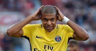У него давняя любовь к кришу. Mbappe Shansy Yuve Na Uspeh V Lch S Ronaldu Stali Vyshe Vse Pro Futbol Novosti Futbola Onlajn Rezultaty Matchej Transfery Futbik Futbolnye Novosti Onlajn
