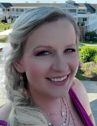 Casandra Sanders's Instagram, Twitter & Facebook