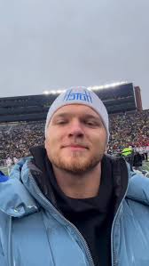 Detroit Lions plans to go live.