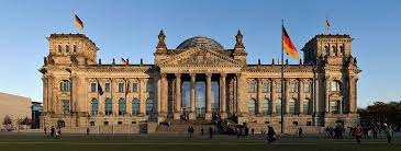 Nach angaben der polizei sind mehrere demonstrationen und kundgebungen im berliner zentrum geplant, die sich gegen die änderungen am infektionsschutzgesetz richten. A History Of Berlin S Most Famous Building The Reichstag