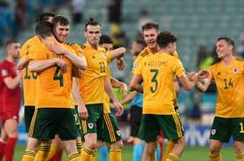 Berikut ini jadwal lengkap pertandingan penyisihan grup b yang di antaranya melibatkan finlandia dan rusia. Prediksi Wales Vs Denmark Di Euro 2020 Siapa Bikin Kejutan Kumparan Com