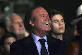 Pengadilan Putus Julio Iglesias Ayah Biologis Pria Spanyol