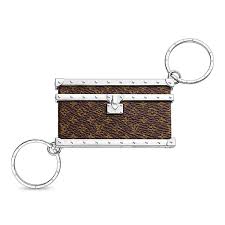 Porte Cles Toi Moi Trunk Homme Accessoires Porte Cles Et Autres Accessoires Louis Vuitton Porte Cle Accessoires Louis Vuitton Louis Vuitton