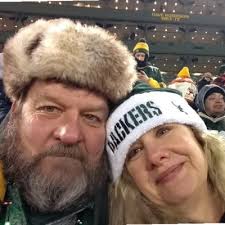 Ladies & Gentlemen, Fellow Veterans & Paratroopers, Hope everyone had a  great Memorial Day. We certainly have some tremendous Fallen Heroes to  honor. The new FBNC "Center of the Universe" Artist… |