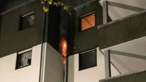 Die feuerwehr und der feuerwehrverein treben wünschen ein ruhiges und besinnliches weihnachtsfest und einen guten rutsch ins jahr 2021. Schwer Zu Loschendes Feuer In Speyer Swr Aktuell