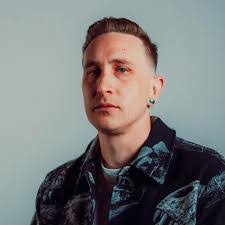 Todd Smeltzer's Instagram, Twitter & Facebook