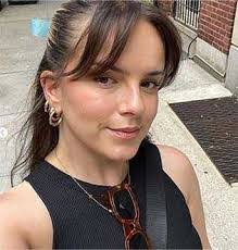 Jess Fine's Instagram, Twitter & Facebook